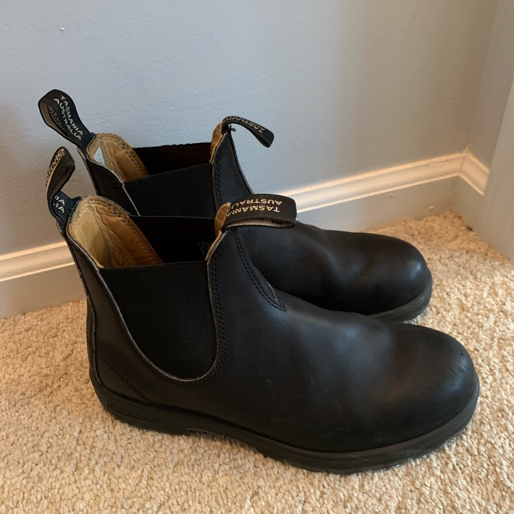 Black blundstone 550s
